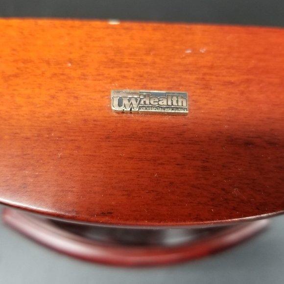 Hampton Quartz Wood Mantle Shelf Clock Time Medium Brown 4.50" WORKS - Picture 6 of 12